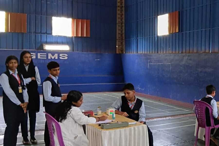 Itoozhi Illam Ayurveda Foundation Trust conducts Free Medical Camp at GEMS School 1