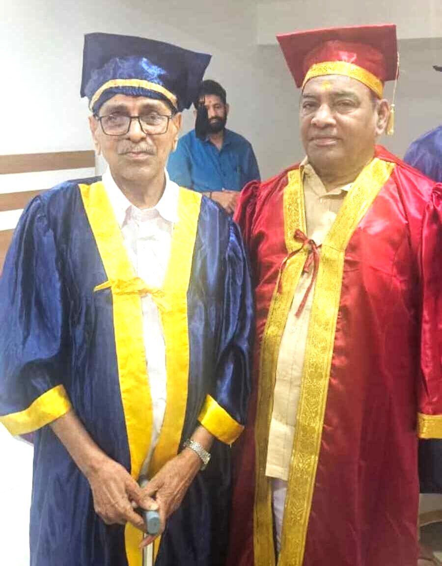 Dr.I.Bhavadasan Namboothiri as Guest of Honor at the MVR Medical College’s Graduation ceremony